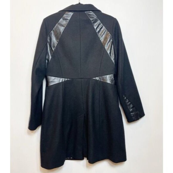 Via Spiga Black Wool Coat With Gold Full Zip & Leather Trim Inserts - Picture 3 of 13